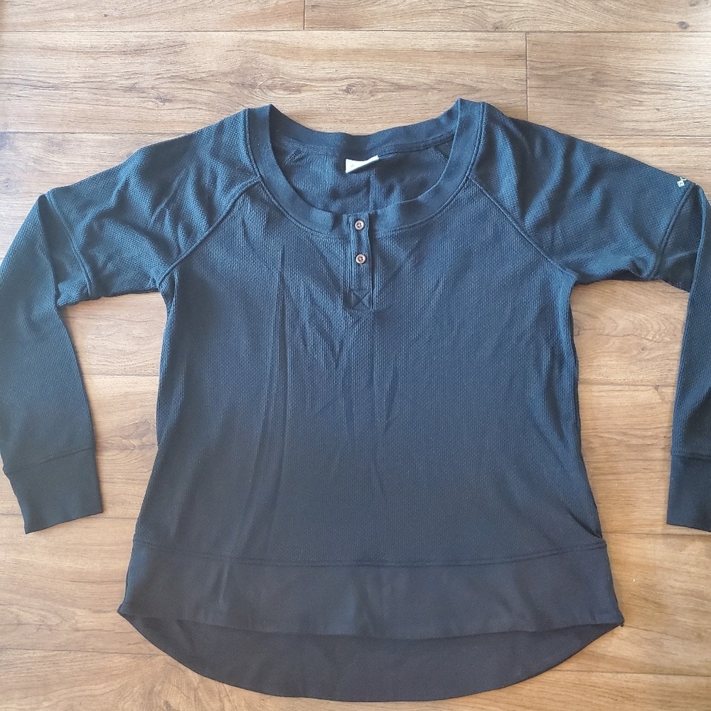 Black thermal henley shirt
